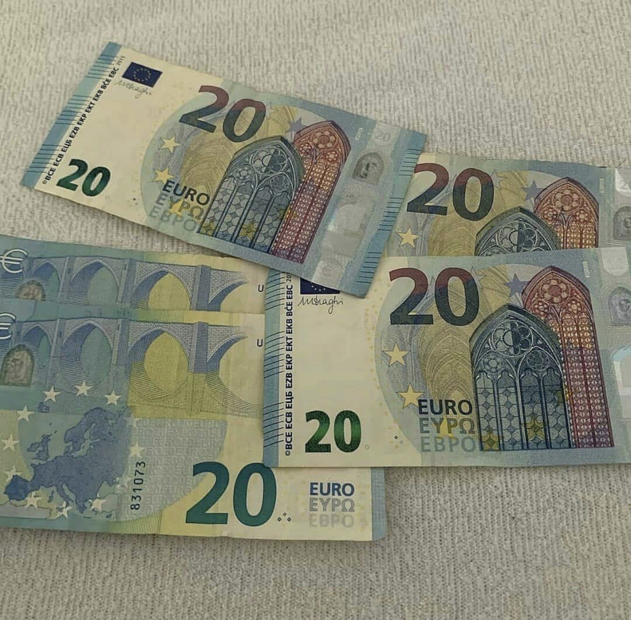 Buy undetectable Euros bank notes online